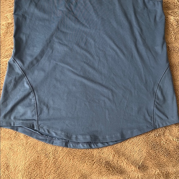 Under Armour Women's Blue Tank Top - Picture 3 of 5